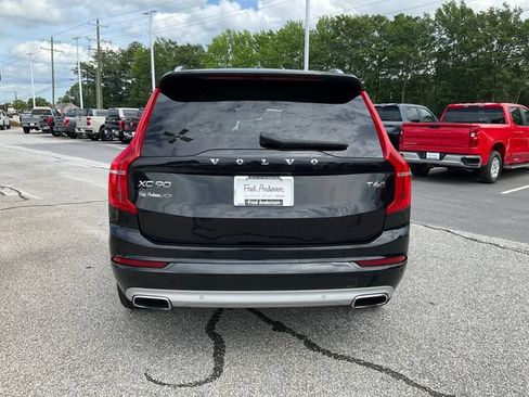 Used 2020 Volvo XC90 T6 Momentum AWD/4WD image 27