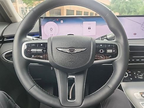 Used 2026 Genesis GV70 2.5T Advanced AWD/4WD image 10