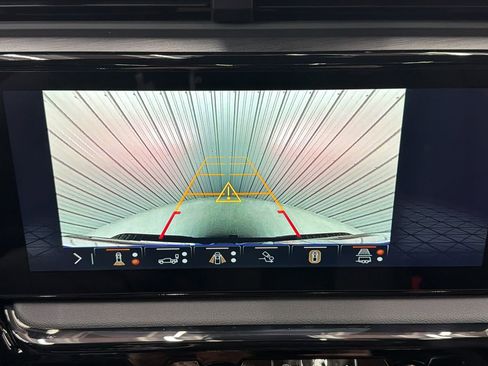 Used 2026 GMC Sierra 2500 AT4 w/ AT4 Premium Plus Package image 25