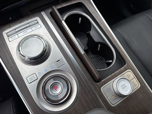 Used 2024 Genesis GV80 3.5T w/ Advanced Package image 33