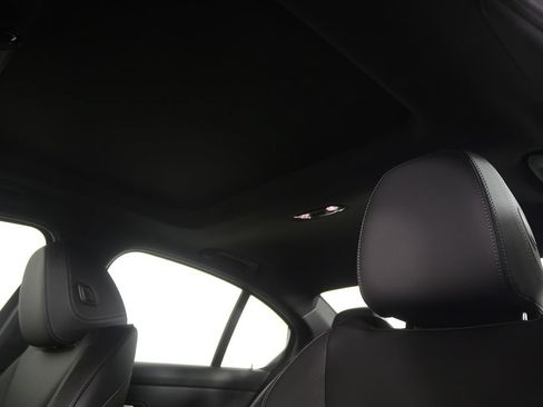 Used 2026 BMW 330i Sedan w/ M Sport Package RWD image 11