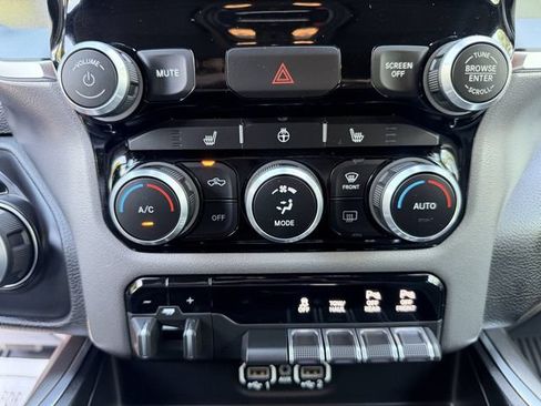 Used 2024 RAM 1500 Big Horn AWD/4WD image 23