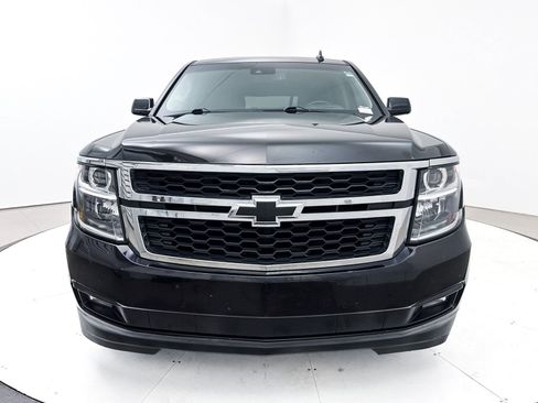 Used 2017 Chevrolet Suburban LT w/ Luxury Package image 14