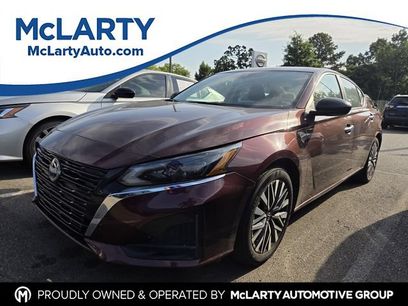 Used 2025 Nissan Altima 2.5 SV
