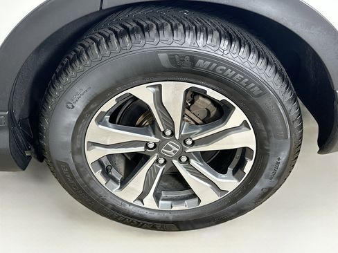 Used 2019 Honda CR-V LX image 11