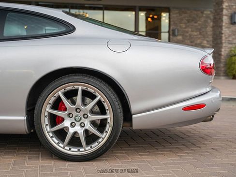 Used 2006 Jaguar XK8 Coupe image 5