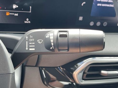 New 2026 Nissan Sentra SV w/ SV Convenience Package FWD image 33