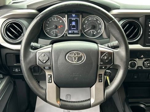 Used 2019 Toyota Tacoma SR5 AWD/4WD image 44
