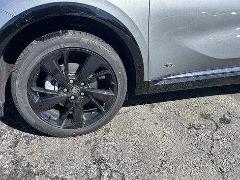 New 2026 Buick Envision Sport Touring image 4