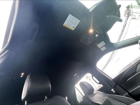 Used 2025 Ford Explorer ST-Line image 17