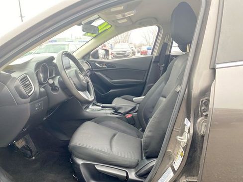 Used 2016 MAZDA MAZDA3 i Sport w/ Preferred Equipment Package image 10