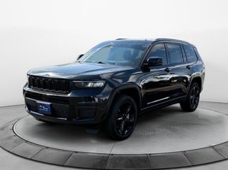 Used 2023 Jeep Grand Cherokee L Laredo image 1