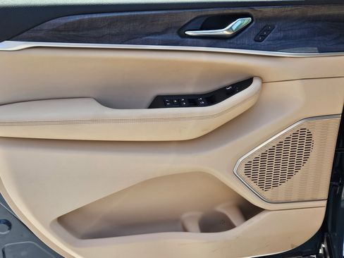 New 2026 Jeep Grand Cherokee L Limited AWD/4WD image 16