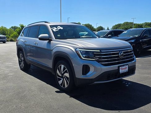 Used 2024 Volkswagen Atlas SE AWD/4WD image 5