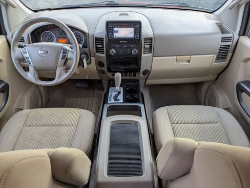 Used 2015 Nissan Titan SV w/ SV Value Truck Package image 14