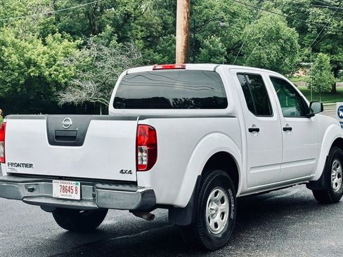 Used 2011 Nissan Frontier S AWD/4WD image 14