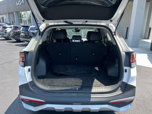 Certified 2024 Kia Sportage EX AWD/4WD image 10