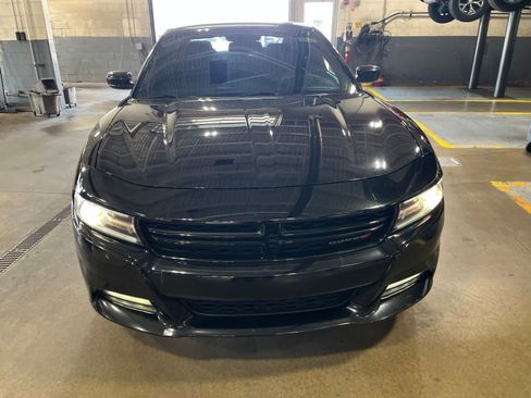 Used 2018 Dodge Charger GT AWD/4WD image 26