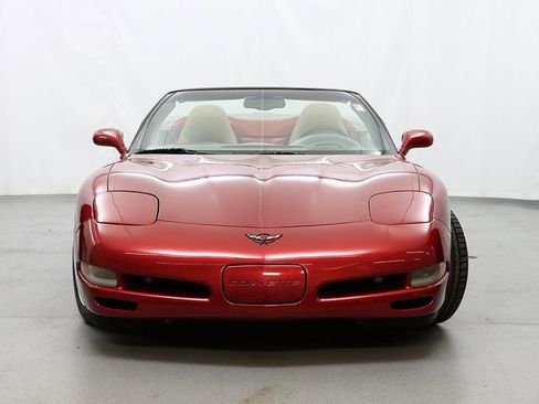Used 2002 Chevrolet Corvette Convertible w/ Preferred Equipment Group2 image 6