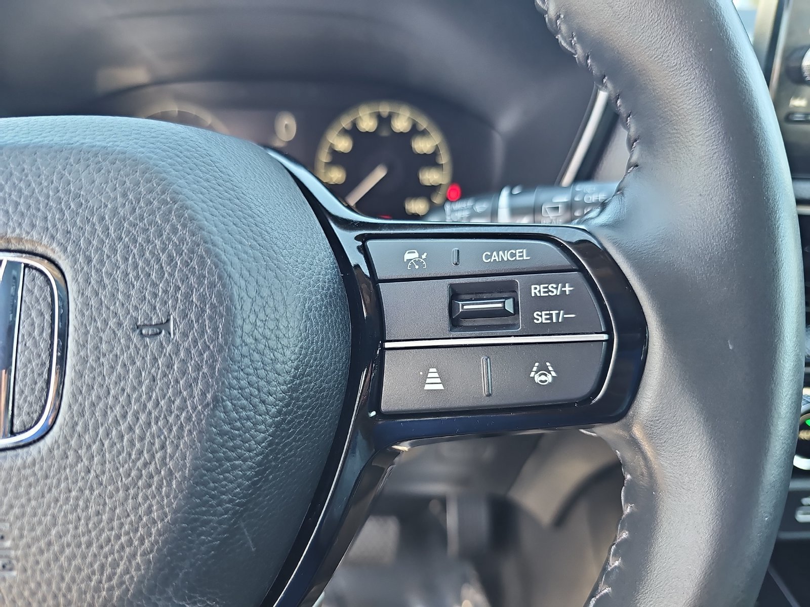 Used 2024 Honda CR-V EX-L image 18