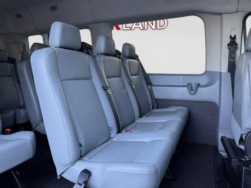 Used 2015 Ford Transit 350 XL RWD image 22