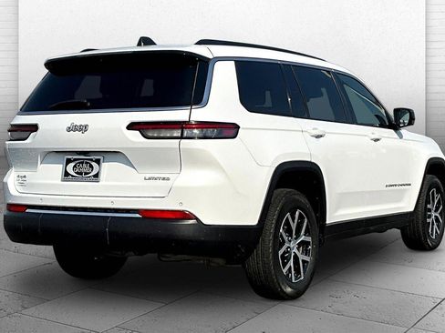 Used 2024 Jeep Grand Cherokee L Limited w/ Luxury Tech Group II AWD/4WD image 13
