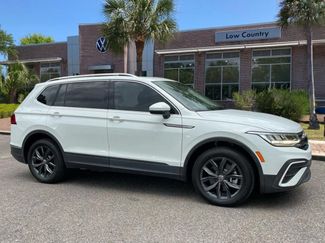 Used 2022 Volkswagen Tiguan SE FWD video 1