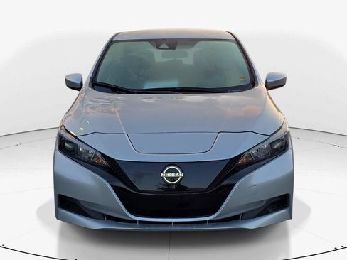 Used 2025 Nissan Leaf S FWD image 6