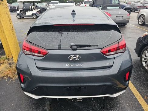 Used 2020 Hyundai Veloster Turbo FWD image 5