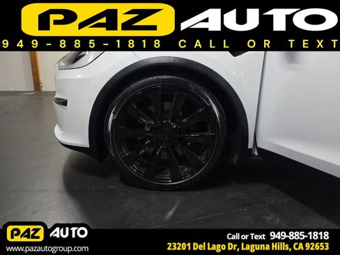 Used 2022 Tesla Model X image 23