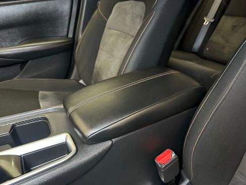 Used 2023 Nissan Sentra SR FWD image 30