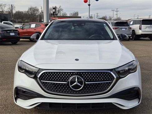 Used 2024 Mercedes-Benz E 450 4MATIC Sedan image 8