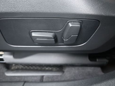 Used 2025 BMW X2 xDrive28i image 31