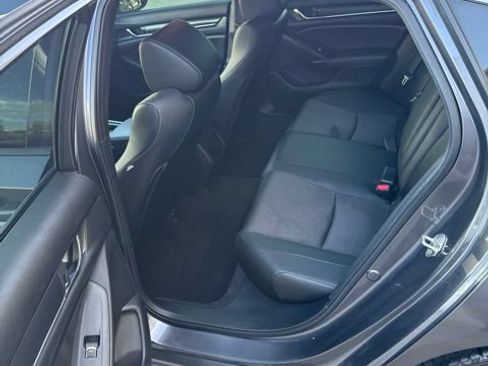 Used 2020 Honda Accord Sport image 11