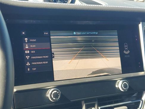 Used 2025 Porsche Macan image 31