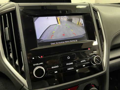 Used 2019 Subaru Crosstrek 2.0i Premium image 19