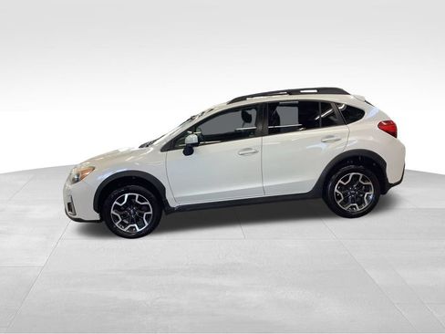 Used 2016 Subaru Crosstrek 2.0i Premium AWD/4WD image 2