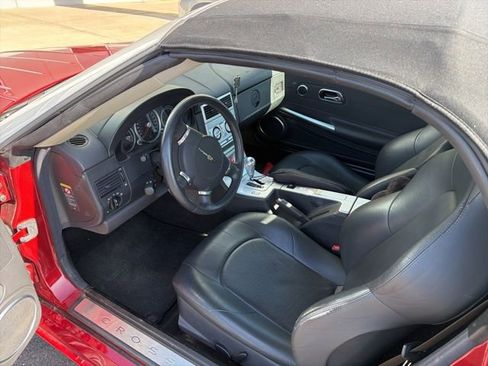 Used 2005 Chrysler Crossfire Limited RWD image 3