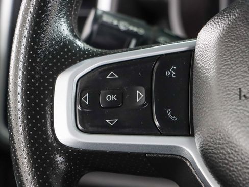 Used 2023 RAM 2500 Big Horn w/ Cold Weather Group image 13