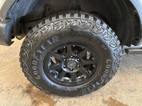 Used 2021 Ford Bronco Badlands AWD/4WD image 18