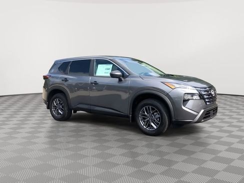 Certified 2026 Nissan Rogue S image 13