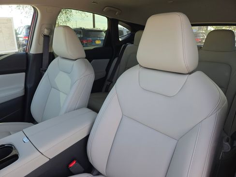 New 2026 Nissan Murano SV image 9