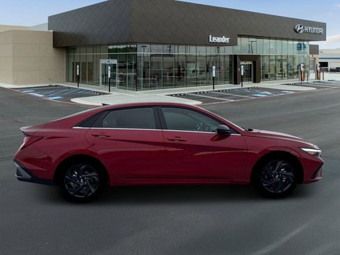 New 2026 Hyundai Elantra SEL Sport image 9