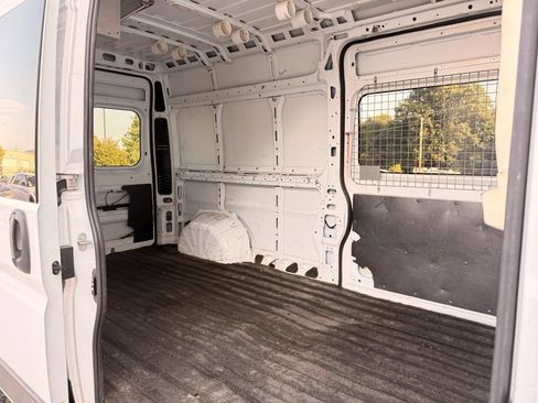 Used 2021 RAM ProMaster 2500 FWD image 19