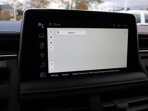 Used 2023 Chevrolet Suburban Premier image 22