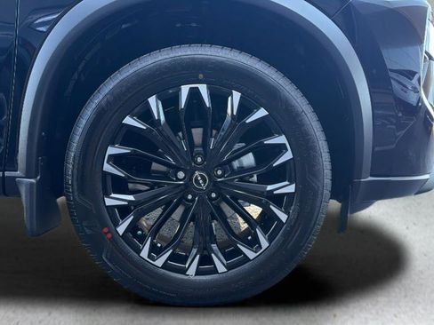 New 2026 Nissan Rogue SV AWD/4WD image 12