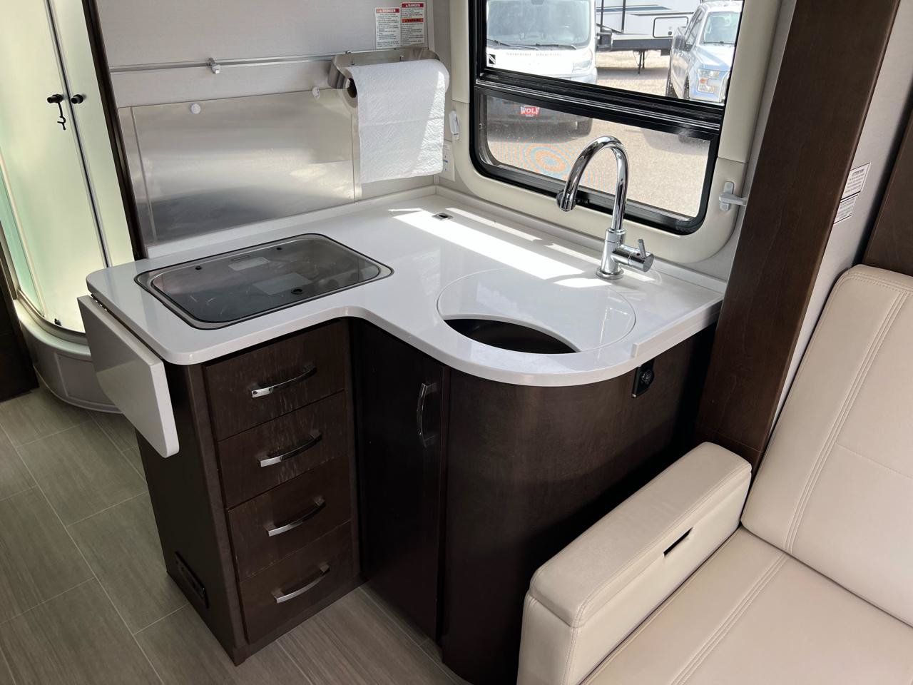 Used 2016 Mercedes-Benz Sprinter 3500 image 24