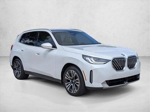 Certified 2026 BMW X3 xDrive30i w/ Premium Package AWD/4WD image 3