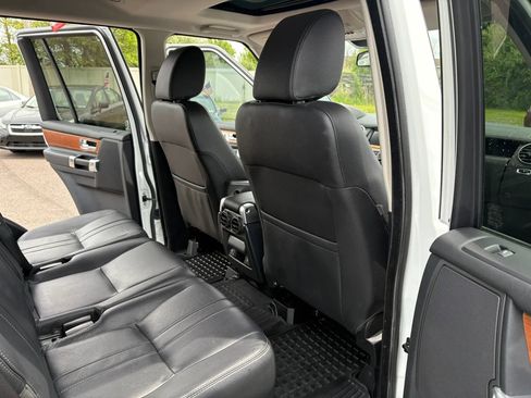 Used 2014 Land Rover LR4 HSE AWD/4WD image 24