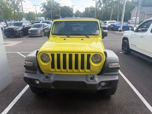 Used 2023 Jeep Wrangler Unlimited Sport AWD/4WD image 2